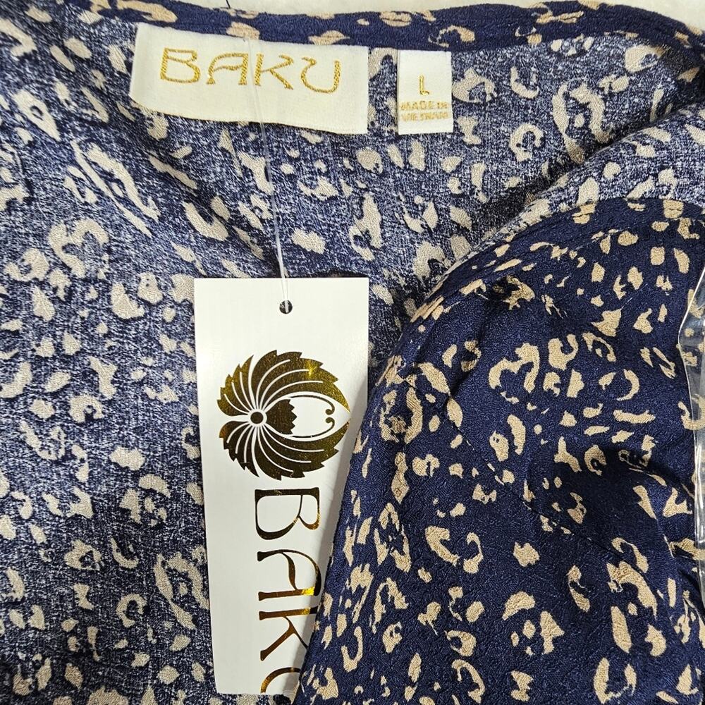 BAKU Navy Animal Print Crossover Blouse NWT Size L - Picture 8 of 11